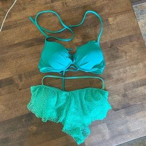 Bundle- Victoria Secret bikini/ Mossimo bikini 👙